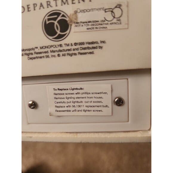 Department 56 Monopoly Collab 140 St. Charles Place "Newsstand Daily" Building - Picture 3 of 9